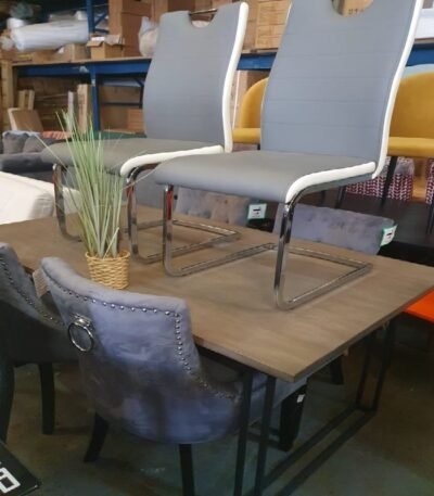OldMill Oak Dining Table